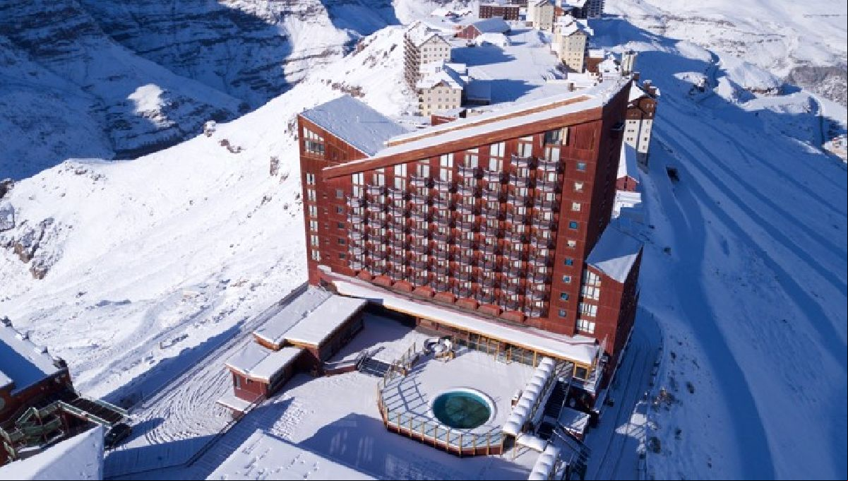 Valle Nevado dá início à temporada 2025 em pleno solstício de inverno